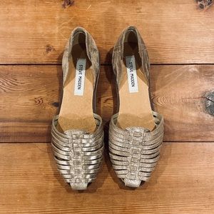 Steve Madden Dusty Gold Hillarie Woven Flats